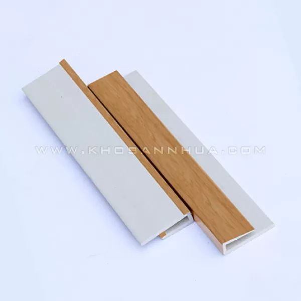Nẹp nhựa KU227